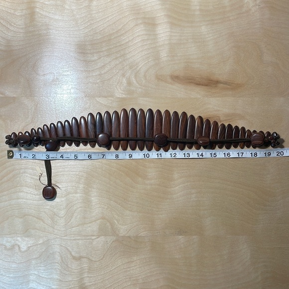 Handcrafted Wood Statement Belt - Brown - Picture 9 of 11